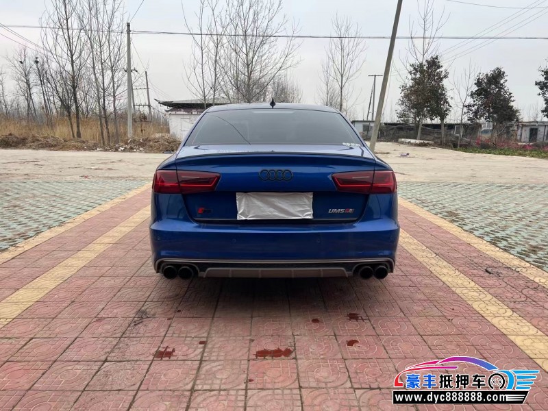 17年奥迪S6轿车抵押车出售