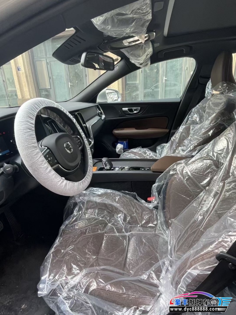 23年沃尔沃S60轿车抵押车出售