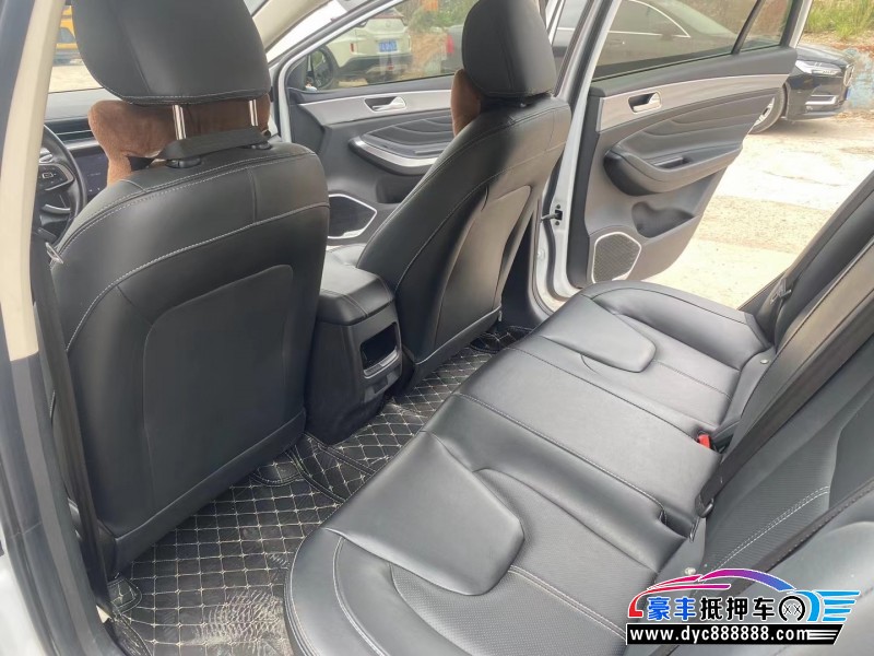 19年奇瑞艾瑞泽轿车抵押车出售