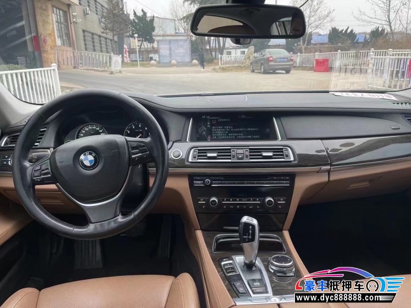 14年宝马7系轿车抵押车出售