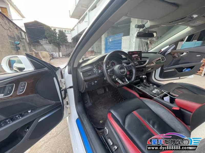 16年奥迪A7轿车抵押车出售