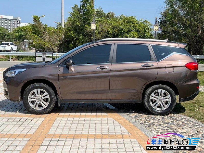 19年长城M6轿车抵押车出售