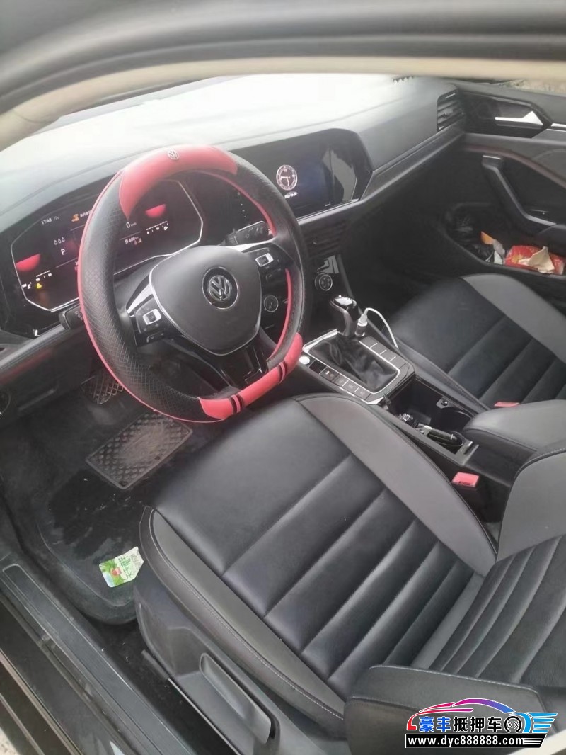 21年大众速腾轿车抵押车出售