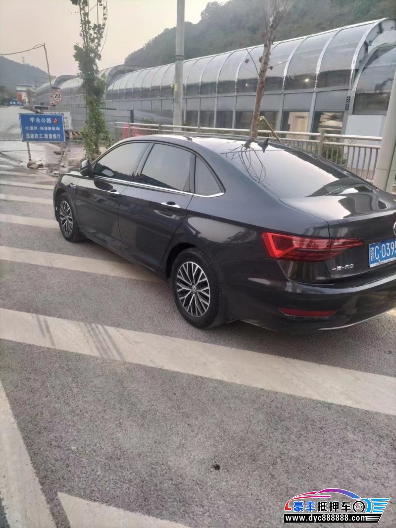 21年大众速腾轿车抵押车出售