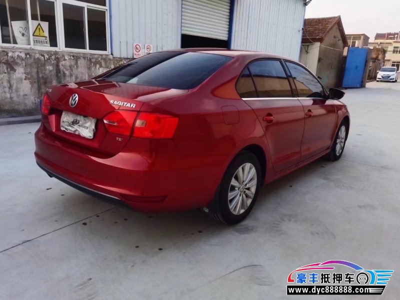15年大众速腾轿车抵押车出售