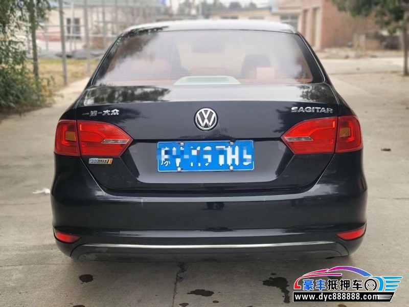 13年大众速腾轿车抵押车出售