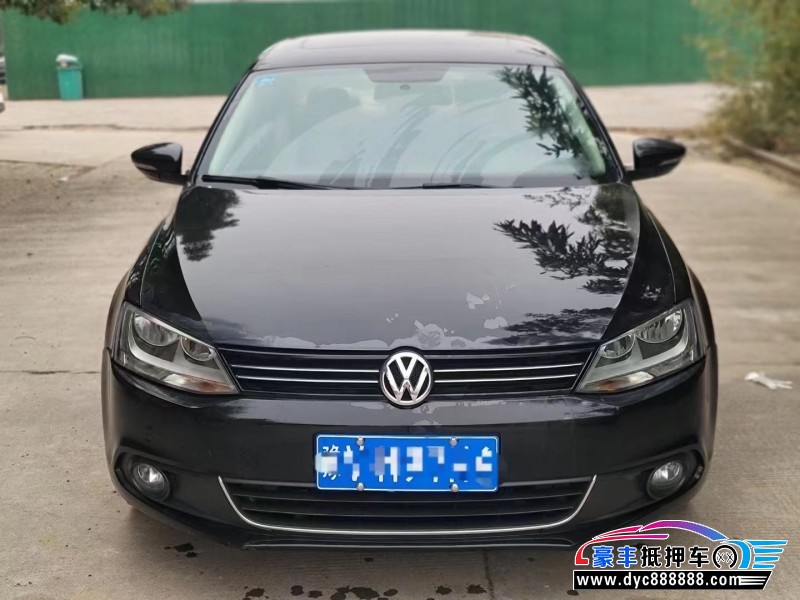 13年大众速腾轿车抵押车出售