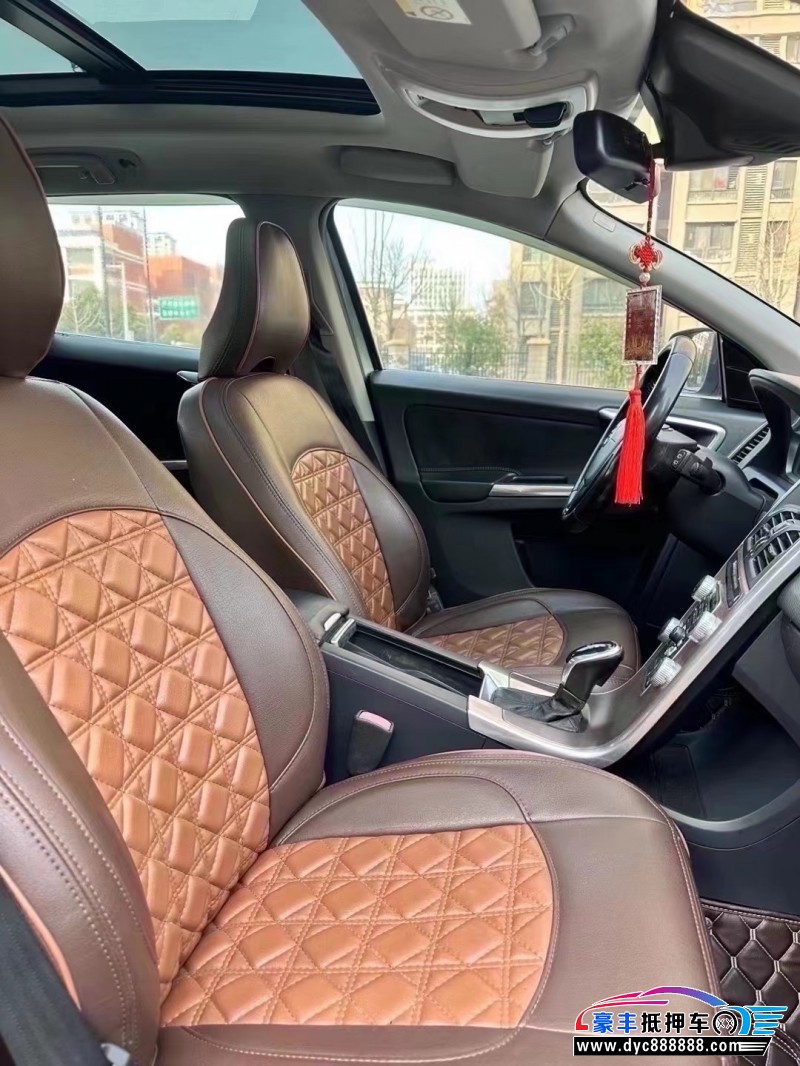 15年沃尔沃XC60SUV抵押车出售