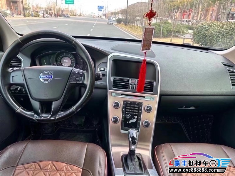 15年沃尔沃XC60SUV抵押车出售