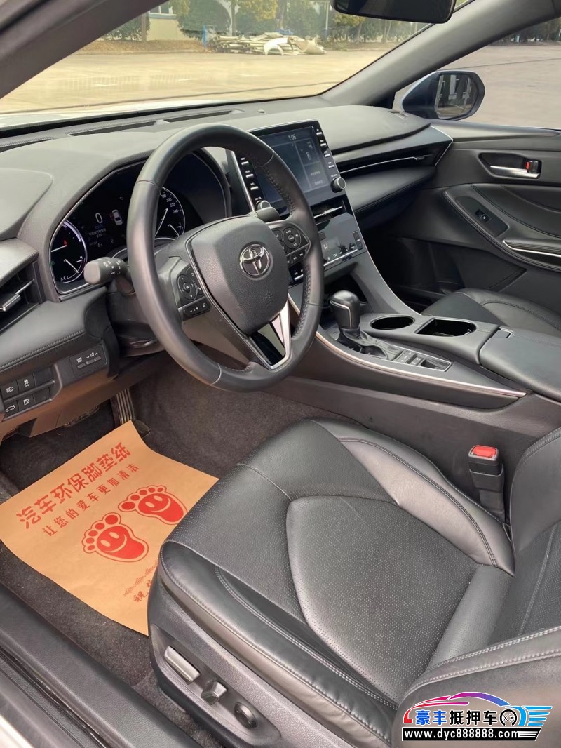 22年丰田亚洲龙轿车抵押车出售