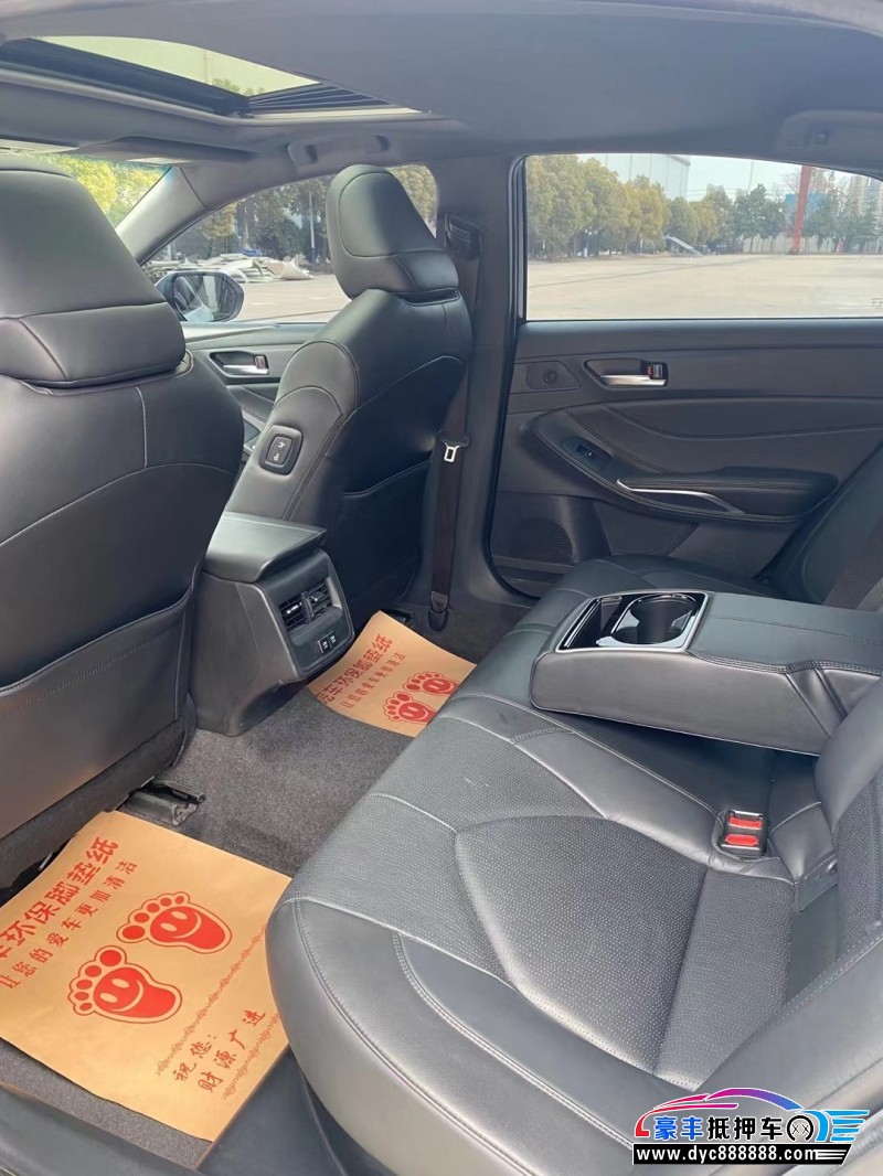 22年丰田亚洲龙轿车抵押车出售