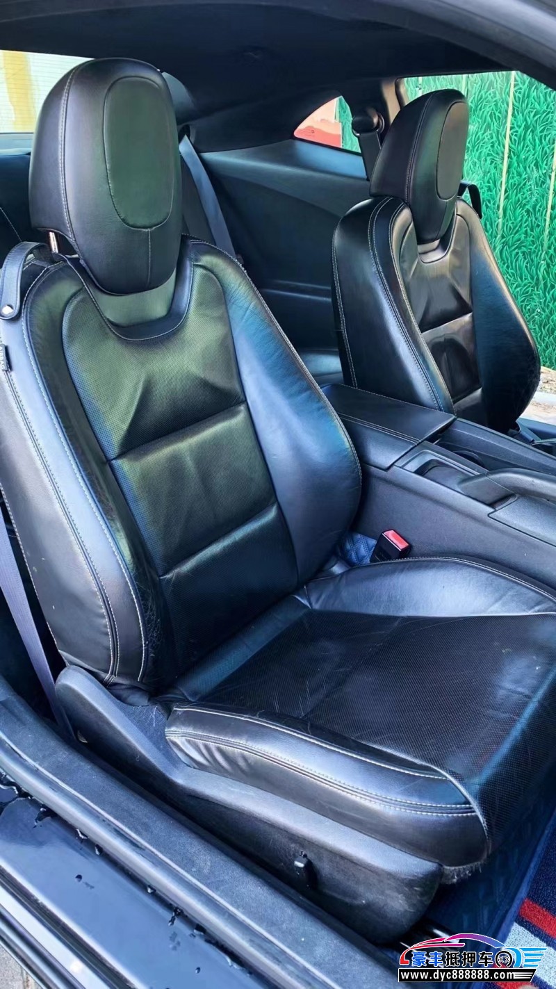 12年雪佛兰科迈罗轿车抵押车出售