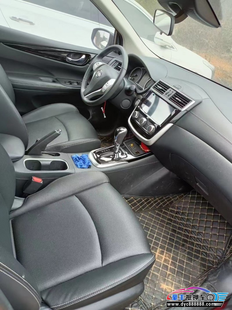 21年日产骐达SUV抵押车出售