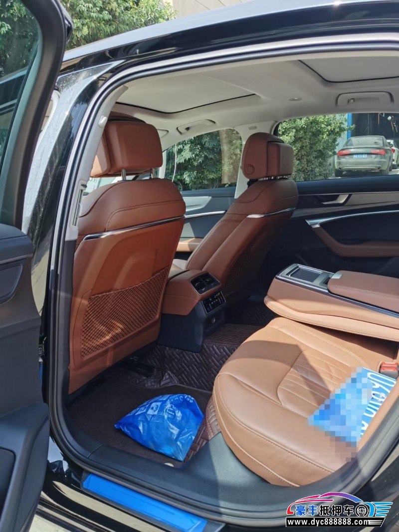 20年奥迪A6轿车抵押车出售