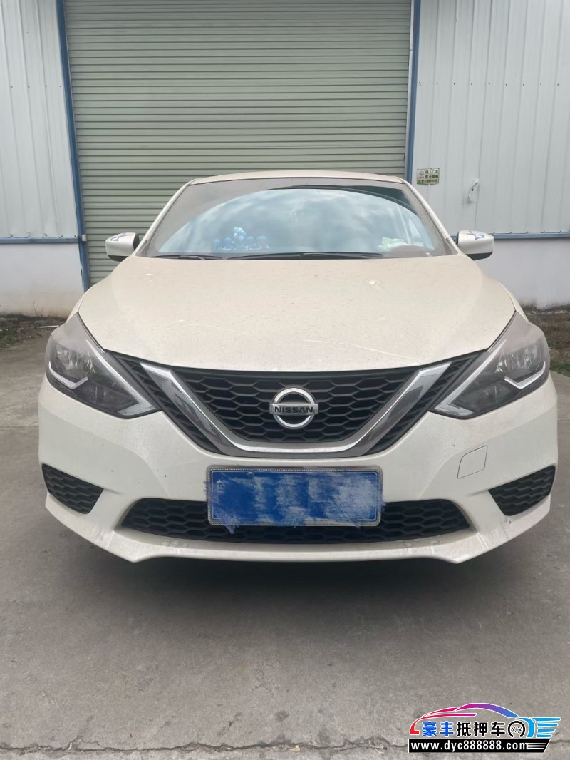 22年日产轩逸轿车抵押车出售