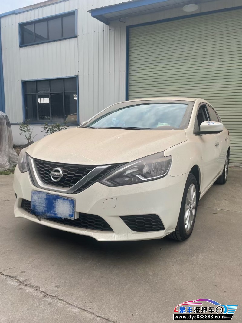 22年日产轩逸轿车抵押车出售