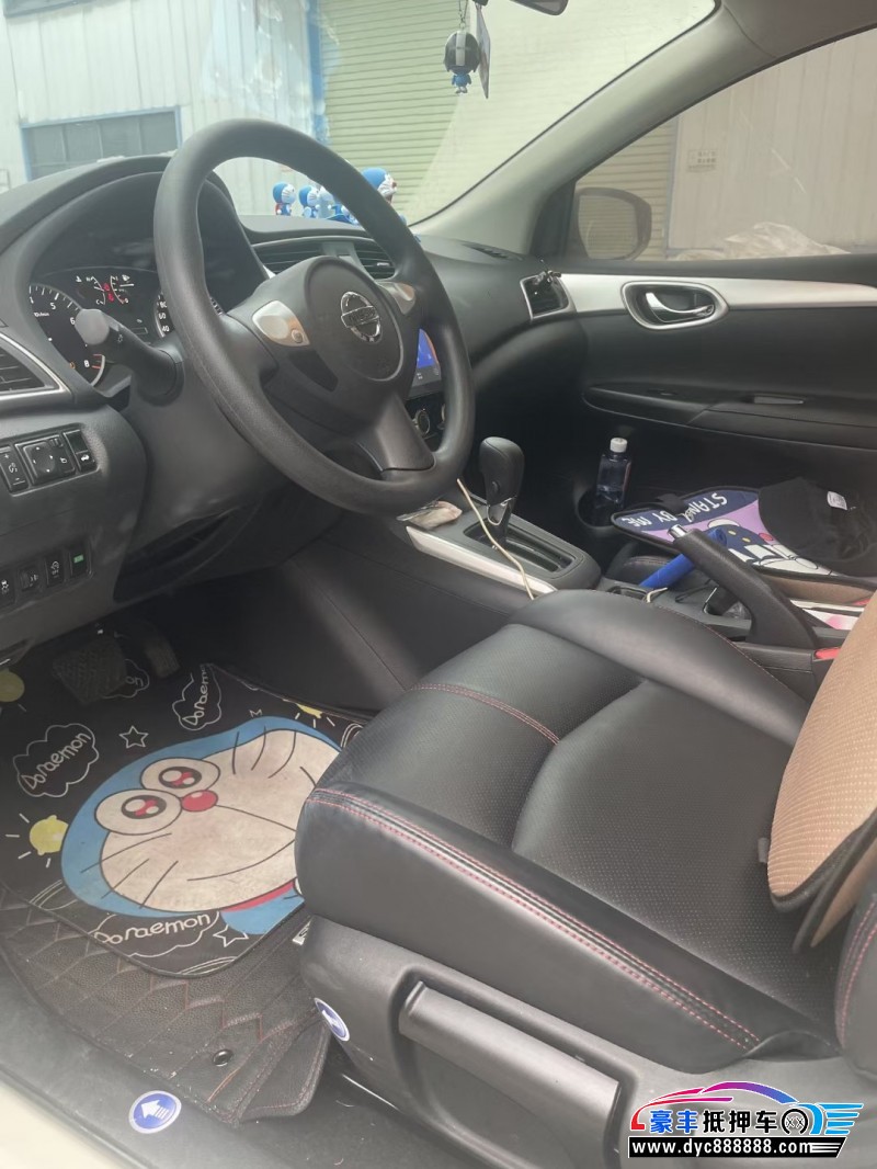 22年日产轩逸轿车抵押车出售