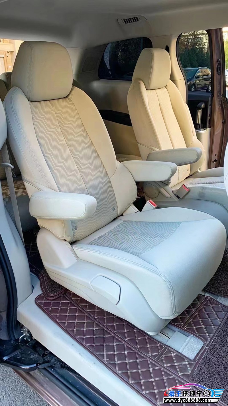 22年别克GL8轿车抵押车出售