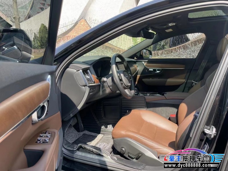 20年沃尔沃S90轿车抵押车出售