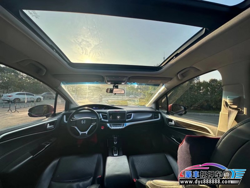 18年本田杰德轿车抵押车出售