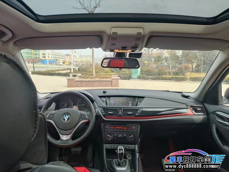 15年宝马X1轿车抵押车出售