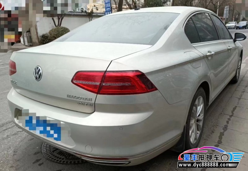 19年大众迈腾轿车抵押车出售