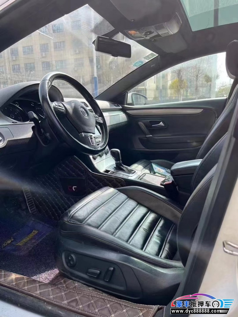 14年大众CC轿车抵押车出售