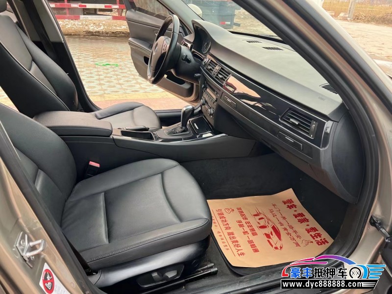 12年宝马3系轿车抵押车出售