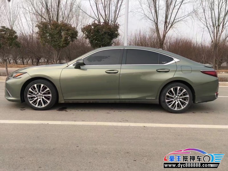 18年雷克萨斯ES轿车抵押车出售