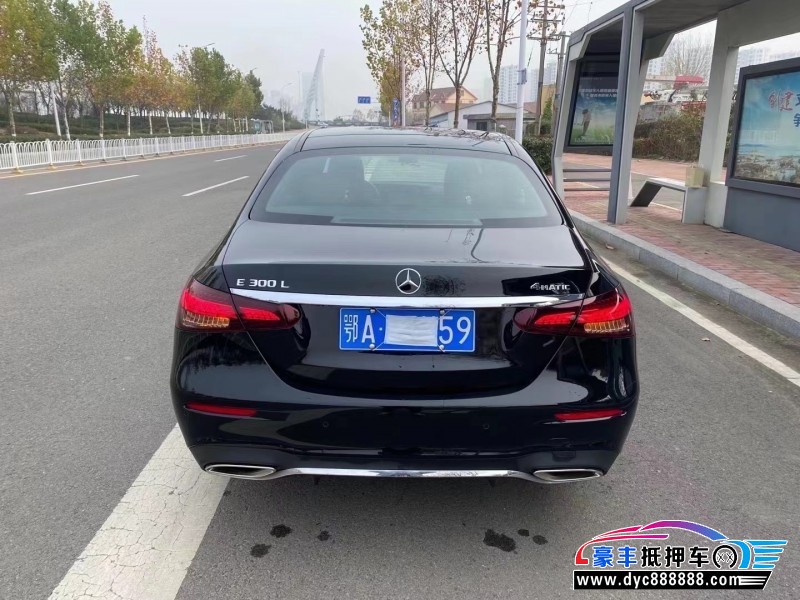 21年奔驰E轿车抵押车出售