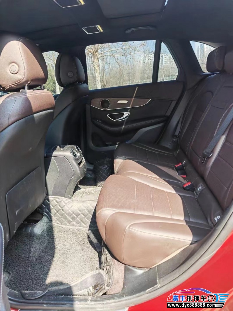 19年奔驰GLCSUV抵押车出售