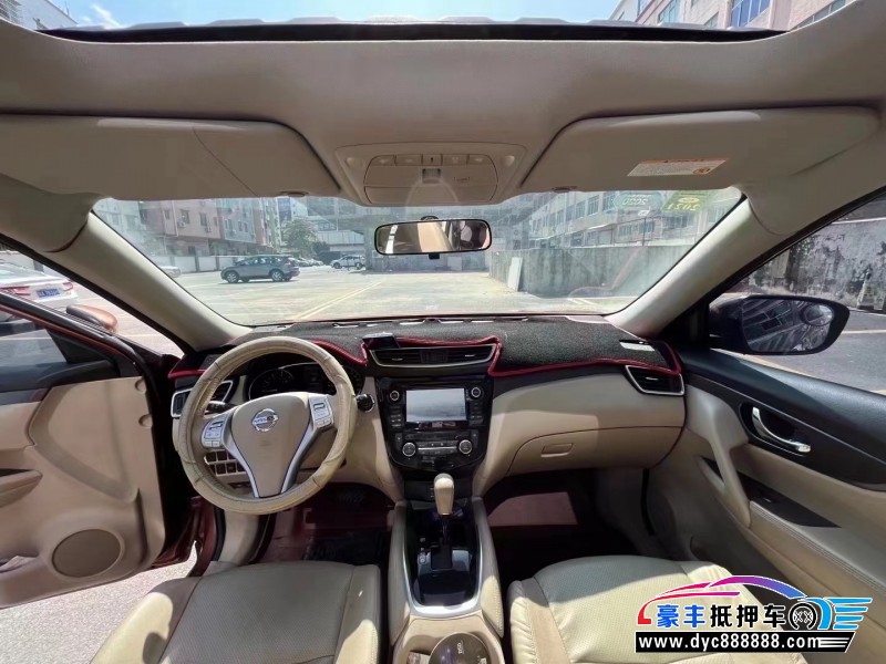 14年日产奇骏轿车抵押车出售