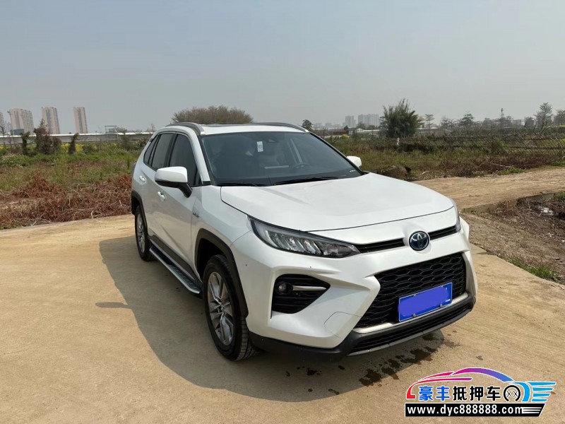 22年丰田威兰达轿车抵押车出售