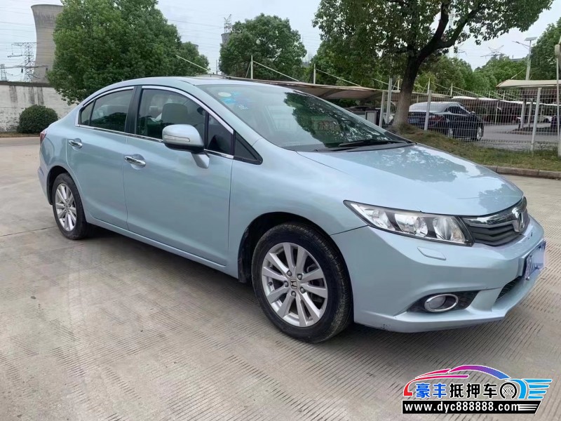 12年本田思域轿车抵押车出售