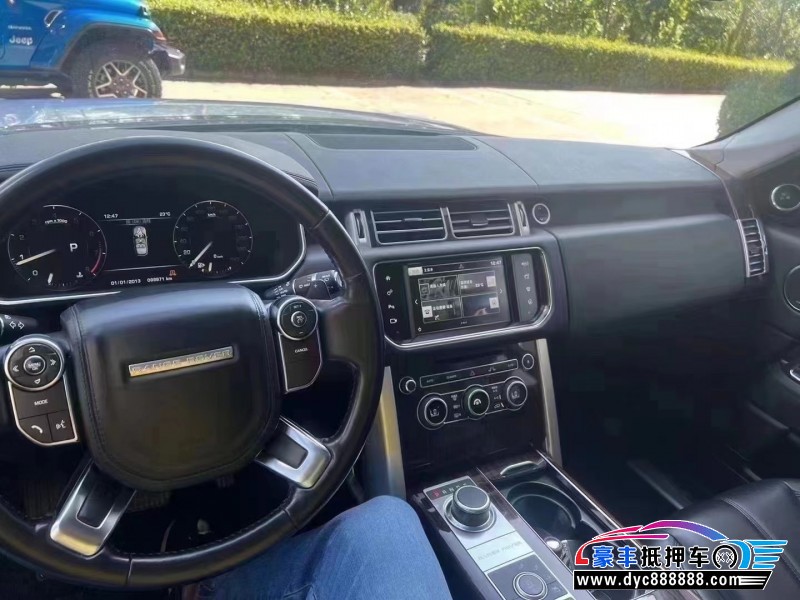 17年路虎揽胜行政轿车抵押车出售