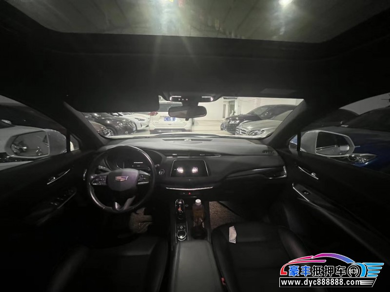 20年凯迪拉克XT4轿车抵押车出售