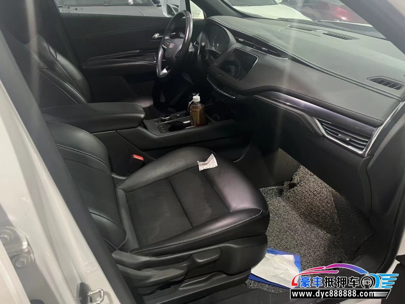 20年凯迪拉克XT4轿车抵押车出售