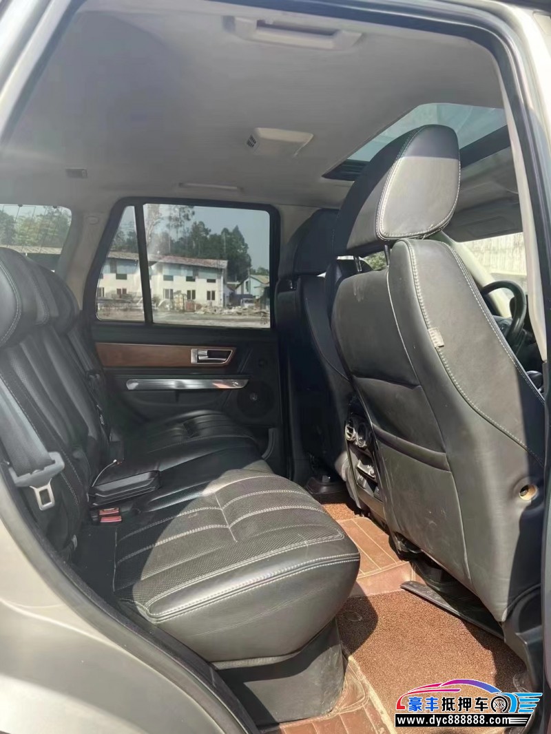 13年路虎揽胜运动SUV抵押车出售