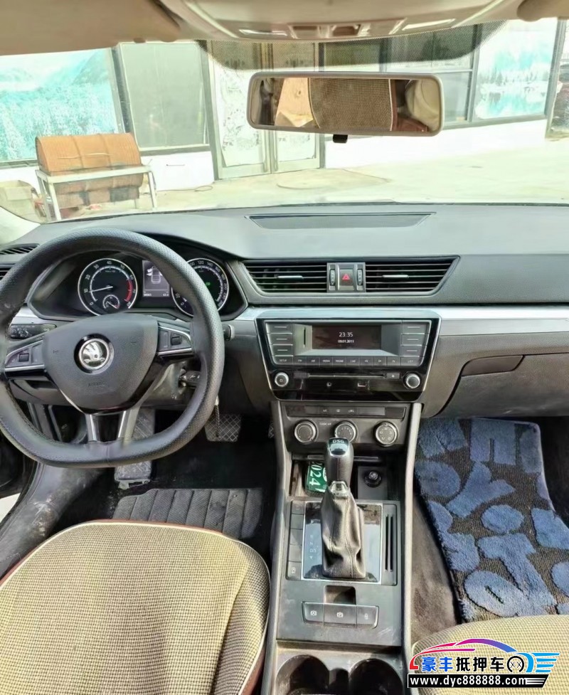 19年斯柯达速派轿车抵押车出售