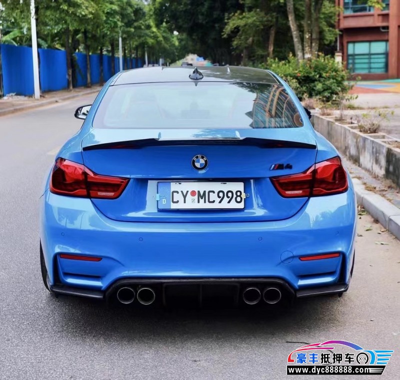 15年宝马M4轿车抵押车出售