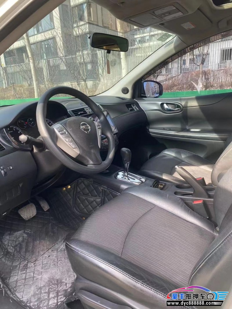 14年日产骐达轿车抵押车出售