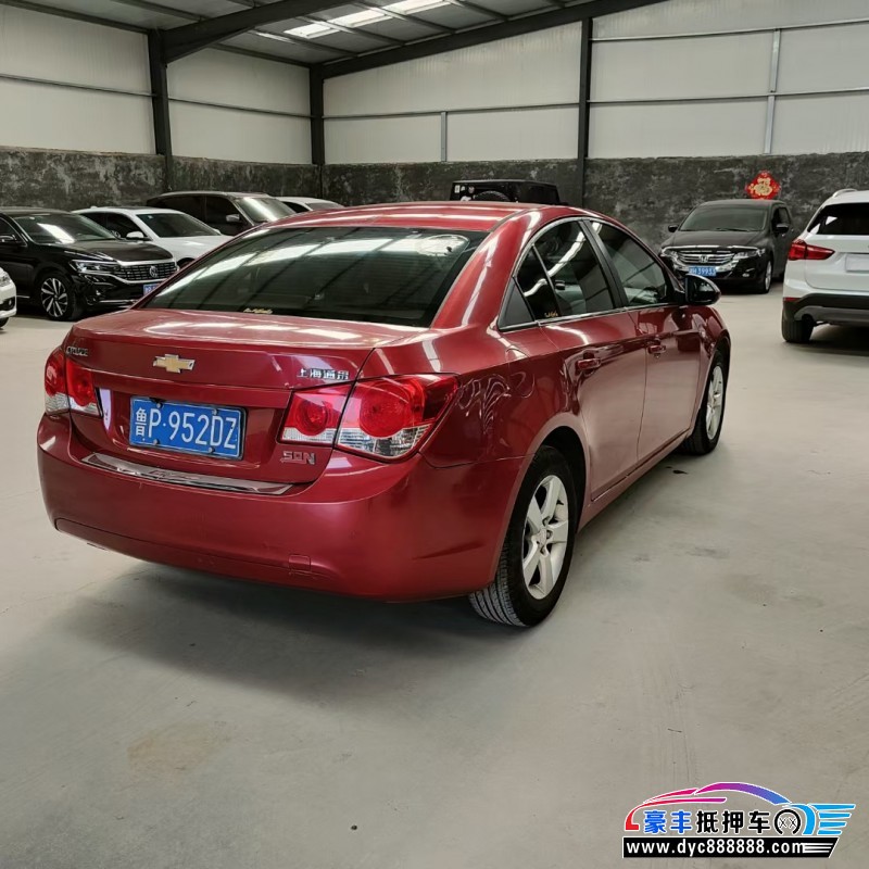 10年雪佛兰科鲁兹轿车抵押车出售