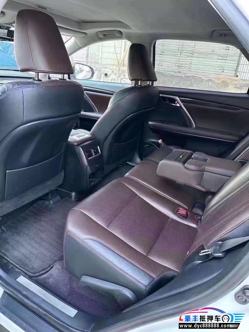 17年雷克萨斯RX轿车抵押车出售