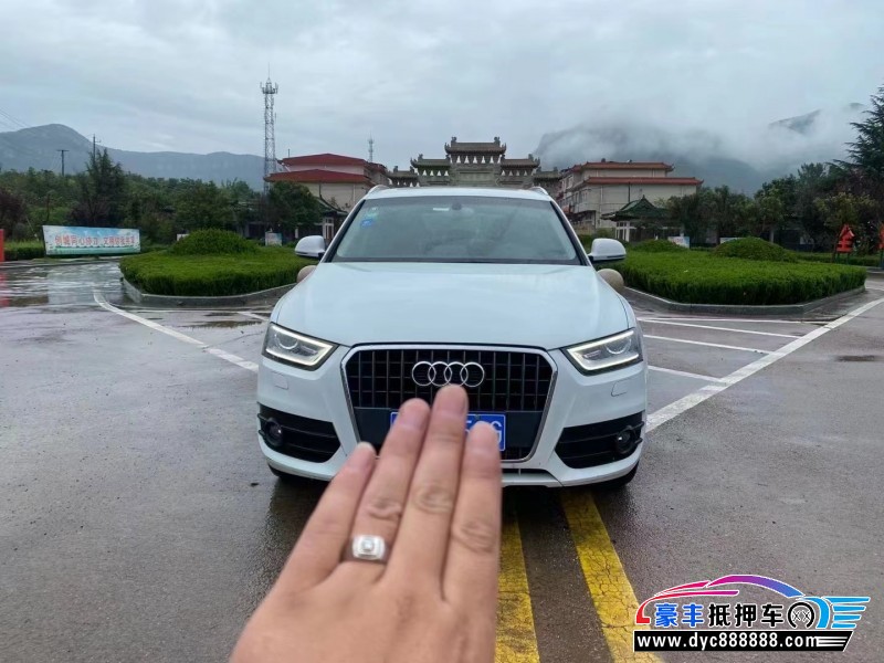 13年奥迪Q3轿车抵押车出售