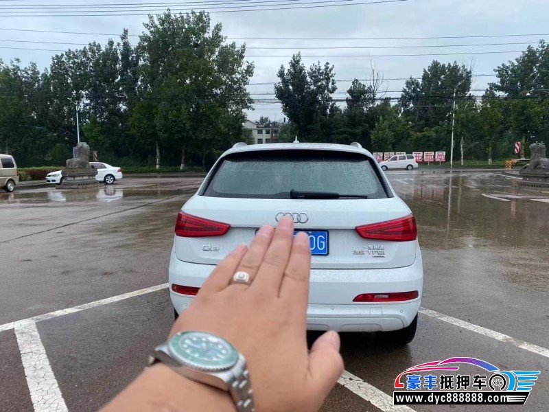 13年奥迪Q3轿车抵押车出售