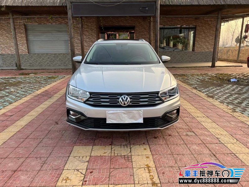 17年大众蔚领轿车抵押车出售