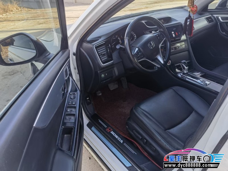 16年本田思铂睿轿车抵押车出售