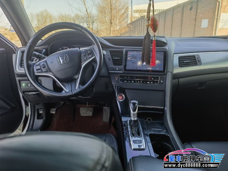 16年本田思铂睿轿车抵押车出售