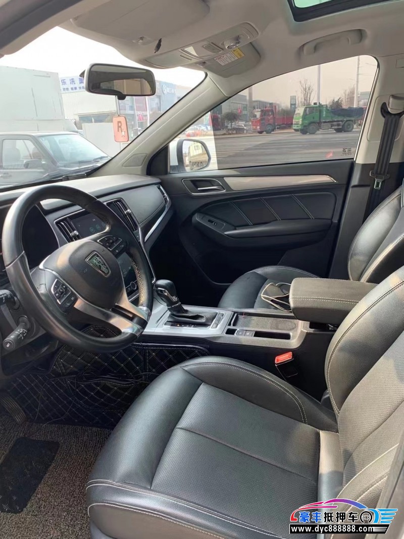 18年荣威RX5SUV抵押车出售