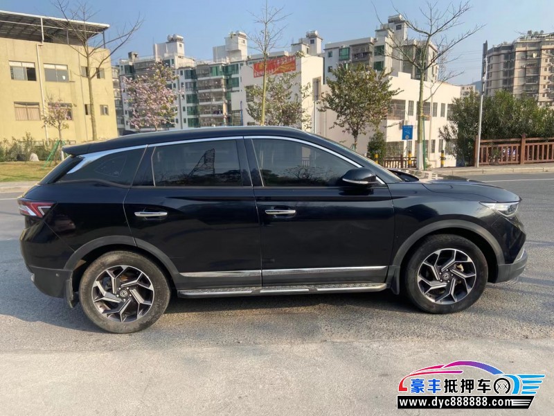 19年东风风神AX7轿车抵押车出售